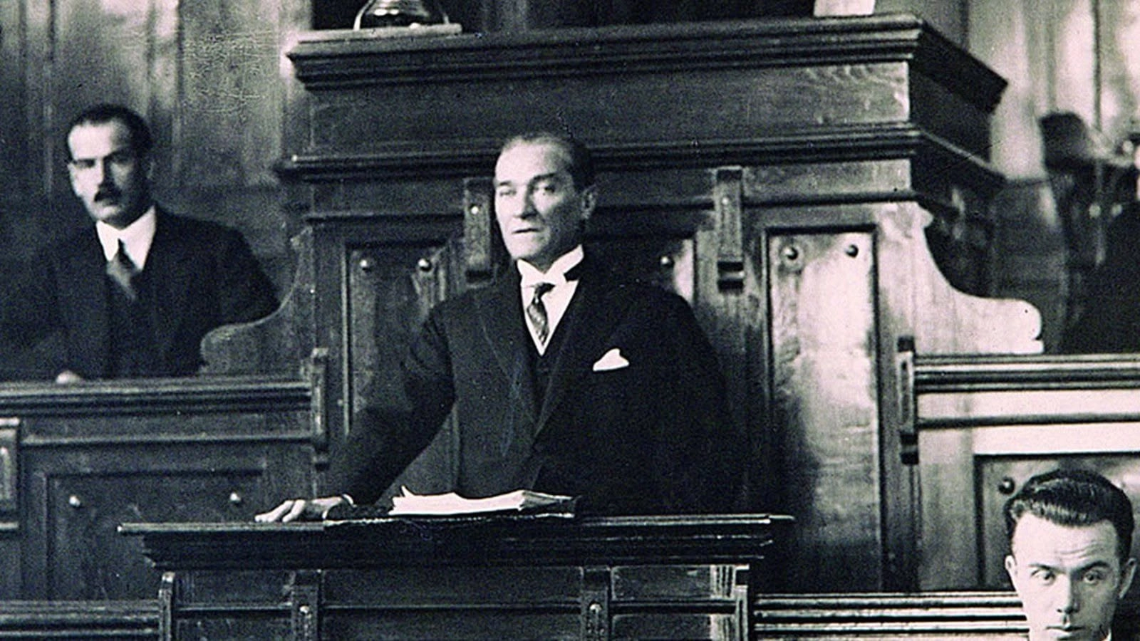 Mareşal Gazi Mustafa Kemal ATATÜRK
