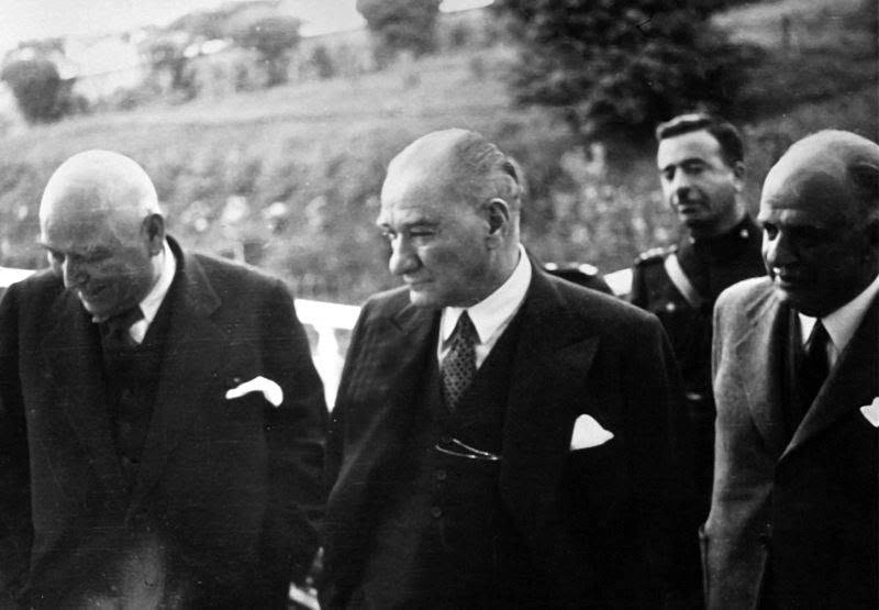 Mareşal Gazi Mustafa Kemal ATATÜRK