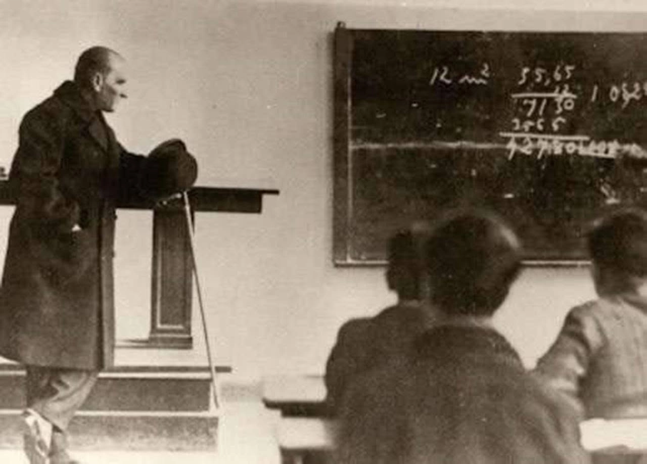 Mareşal Gazi Mustafa Kemal ATATÜRK